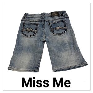 MISS ME Boyfriend Fit Bermuda Shorts size 28